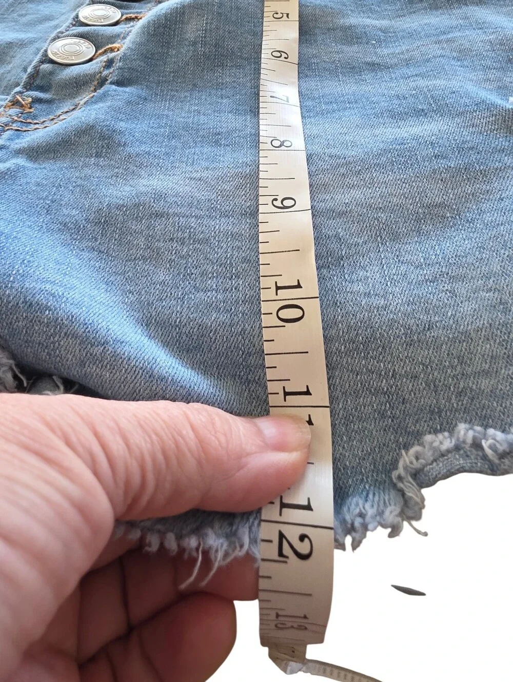 Rue21 Light Blue Button Fly Distressed Denim Shorts Size 18